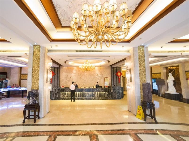 Vienna Hotel Lufeng Peopole Road Exterior photo